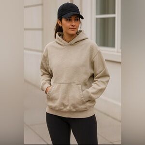 TNA Aritzia Hoodie Size Small